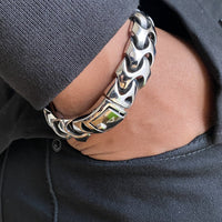 THE WAVE BRACELET